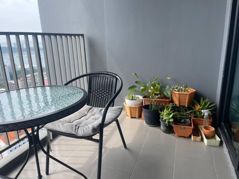 The Base Central Pattaya 2Bed King&Queen Sky Seaview & Infinity Pool Екстериор снимка